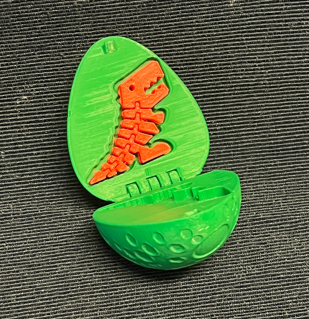 Flexi Rex Egg - Snaps shut