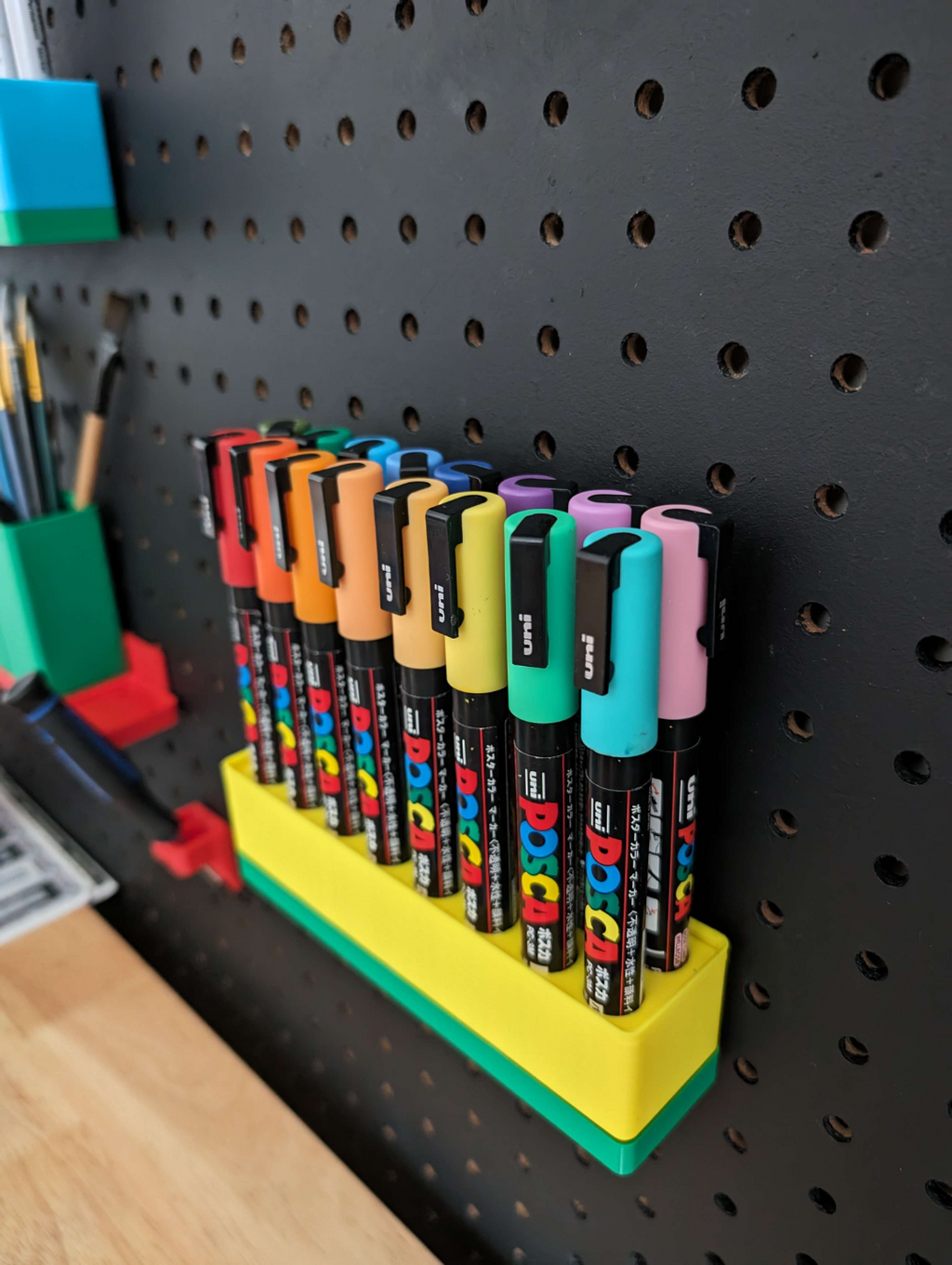 4x1 Gridfinity 3M Posca holder magnet base