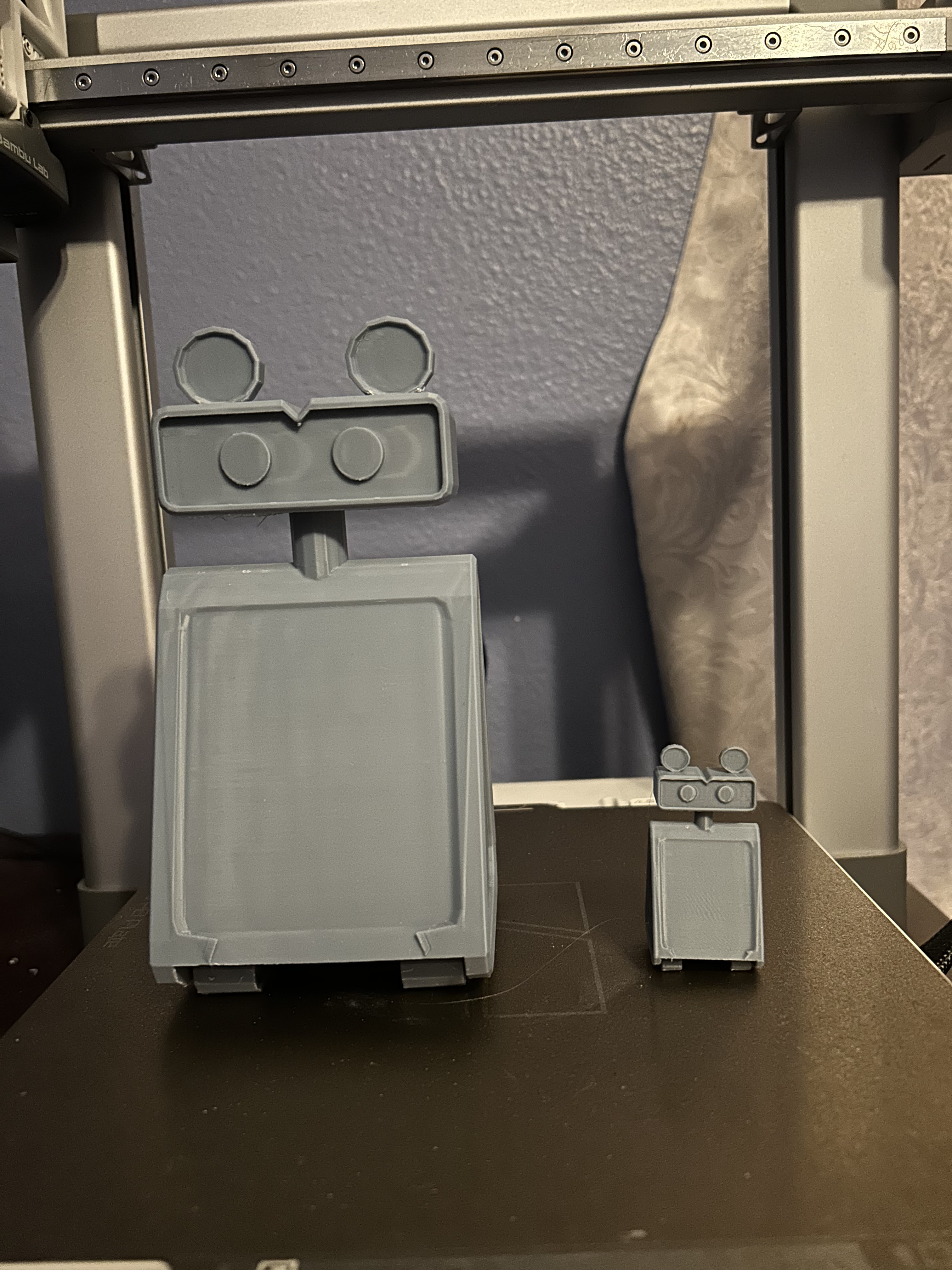 Wet Floor Bot Figurine - FNAF