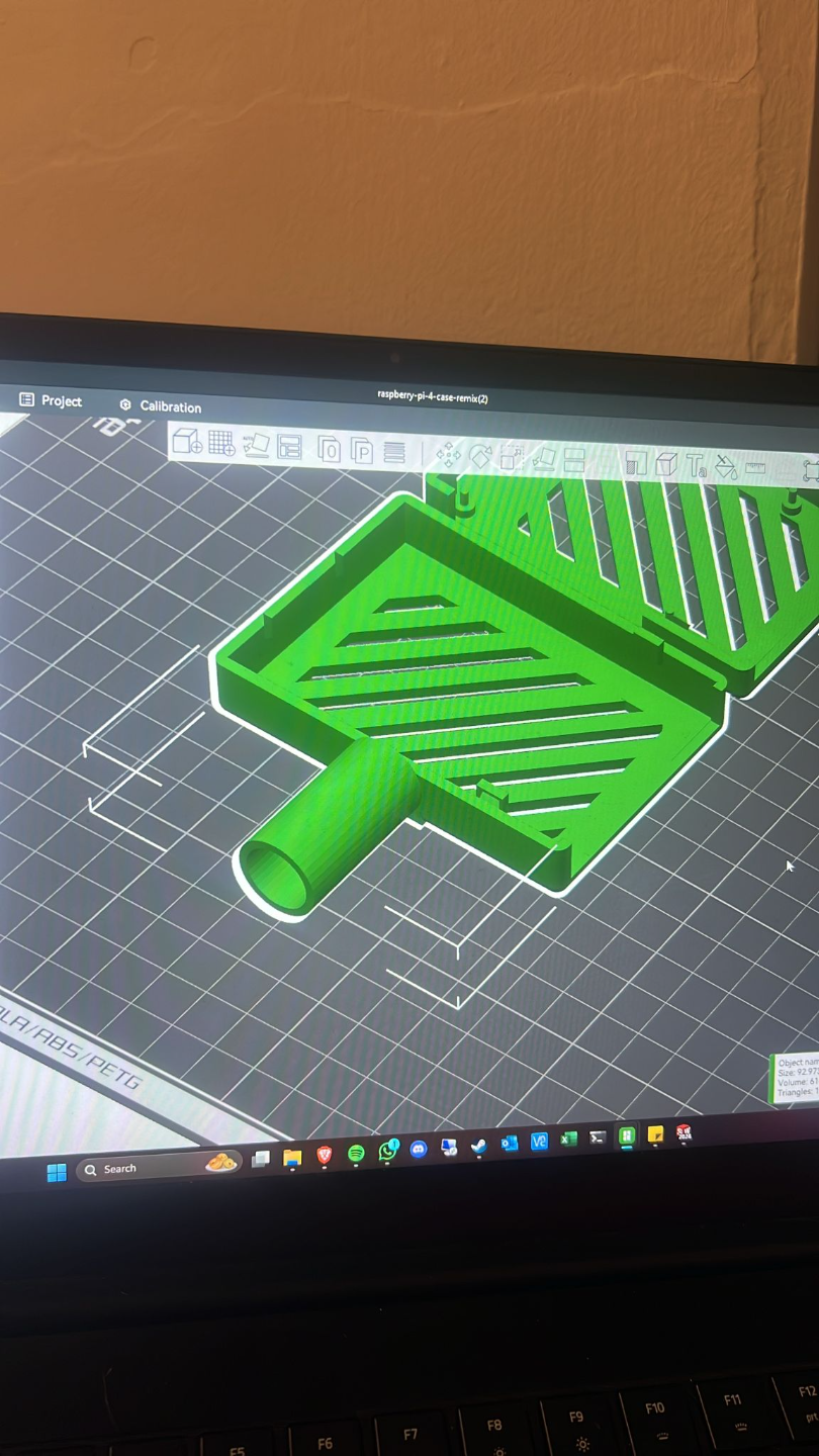 Raspberry pi 4 case that mounts on a rode