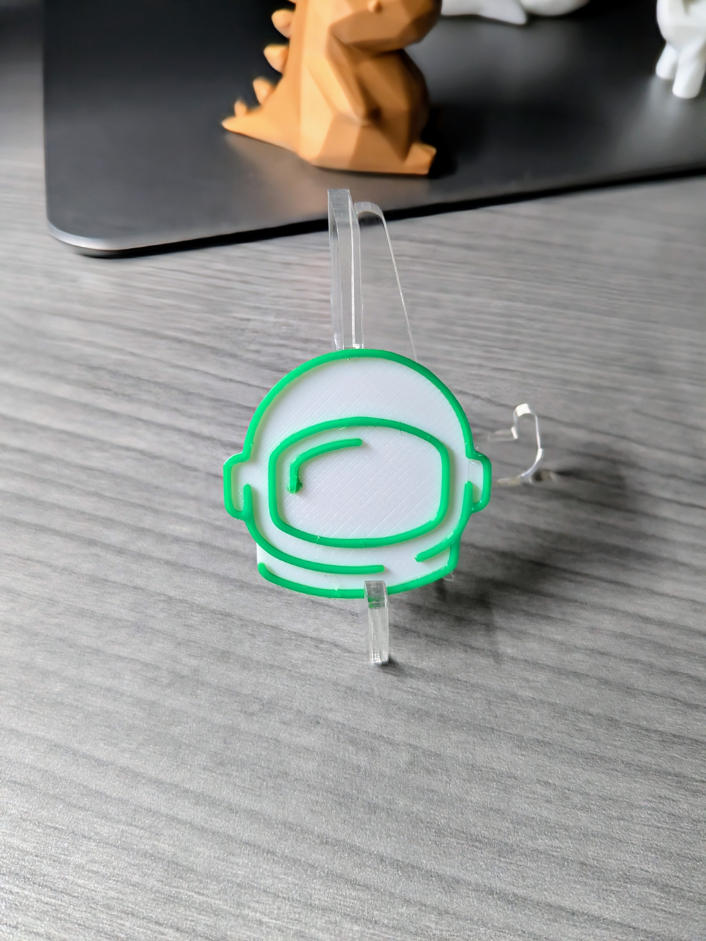 ASTRONAUT PENDANT (KEYCHAIN PROFILE INCLUDED)