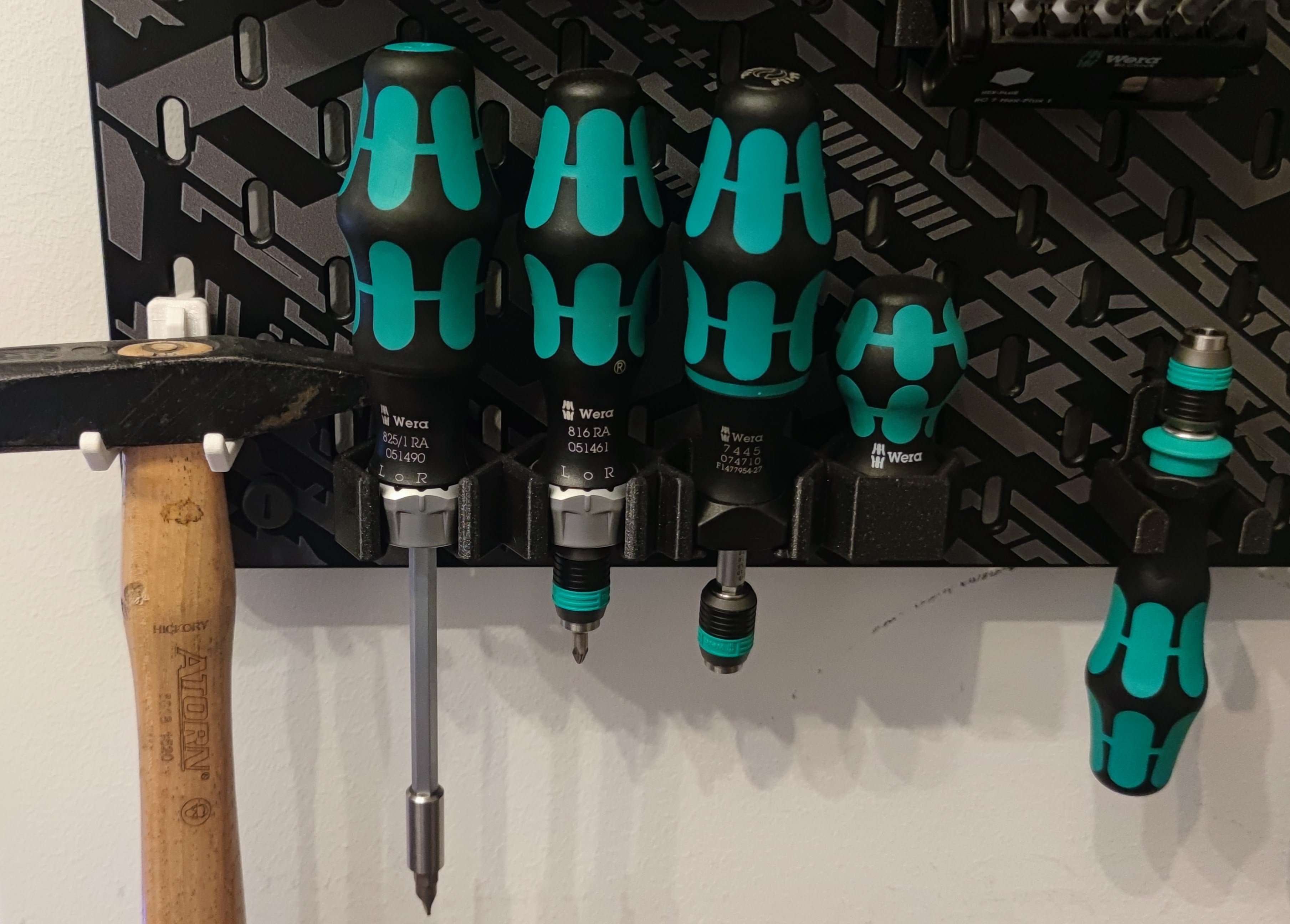 Skadis Holder for Wera 817 Kraftform Kompakt Screwdriver/Bitholder