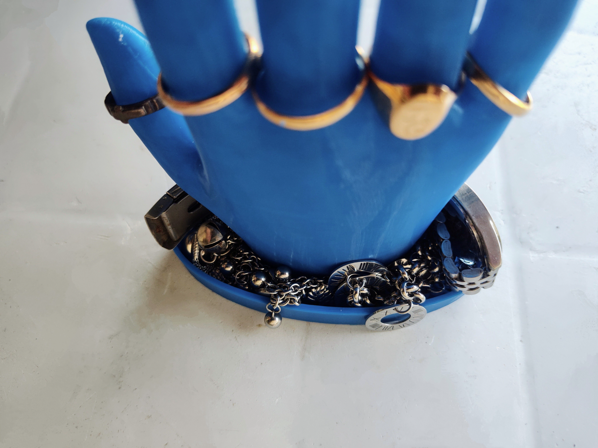 Hand Ring and watch holder