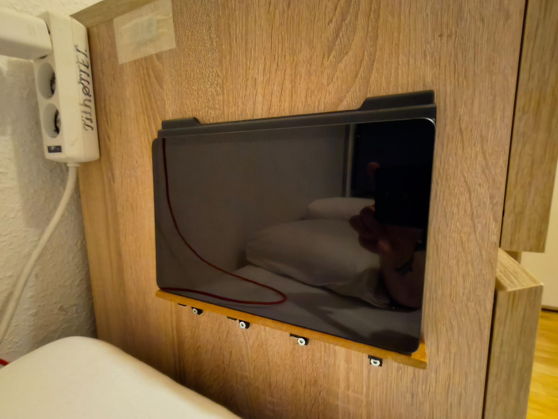 Phone and Tablet Shelf