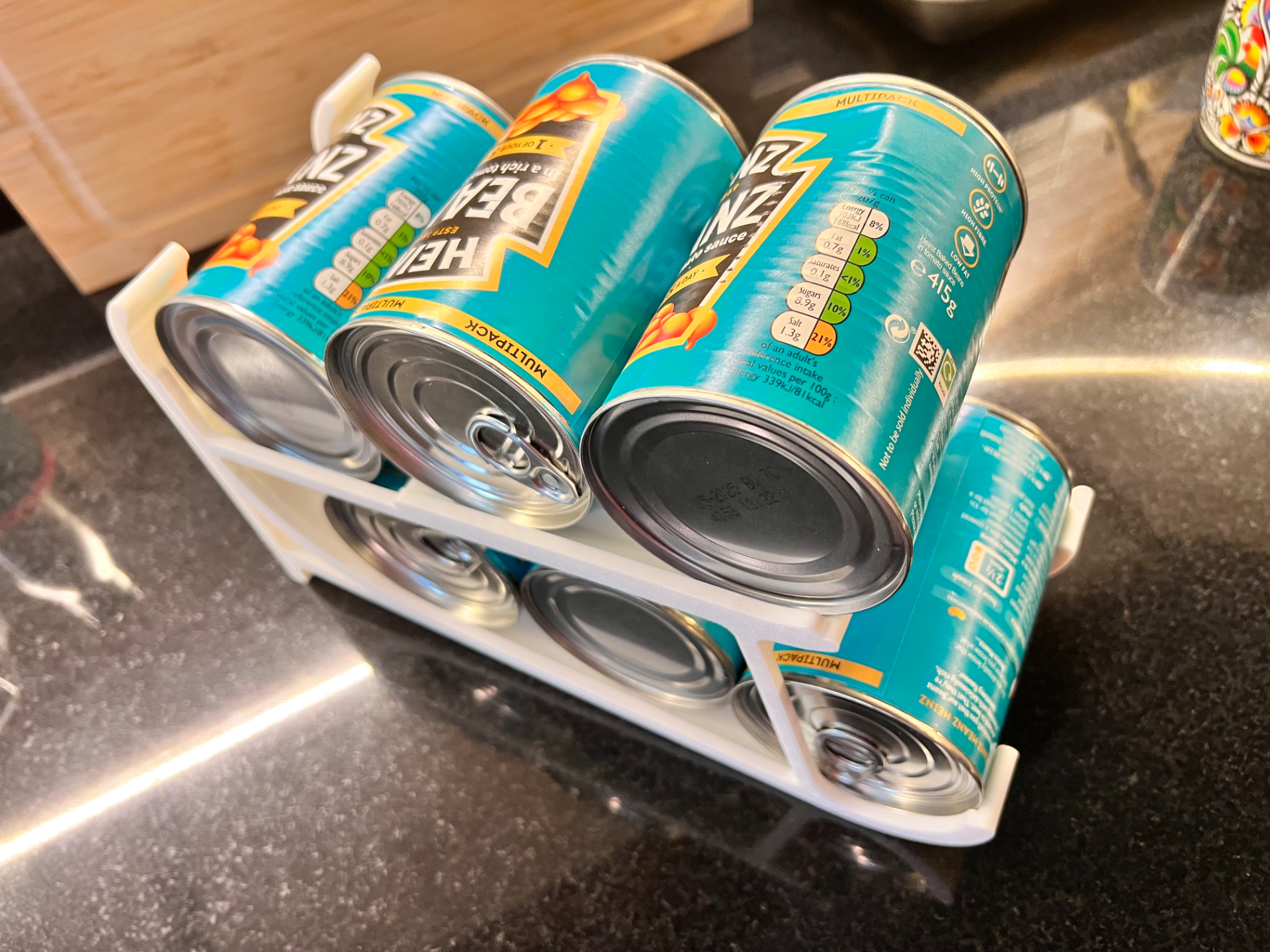 Simple modular can dispenser