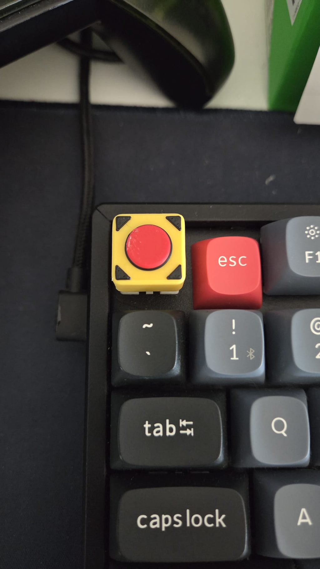 Industrial "Emergency Stop" Keycap - keychron