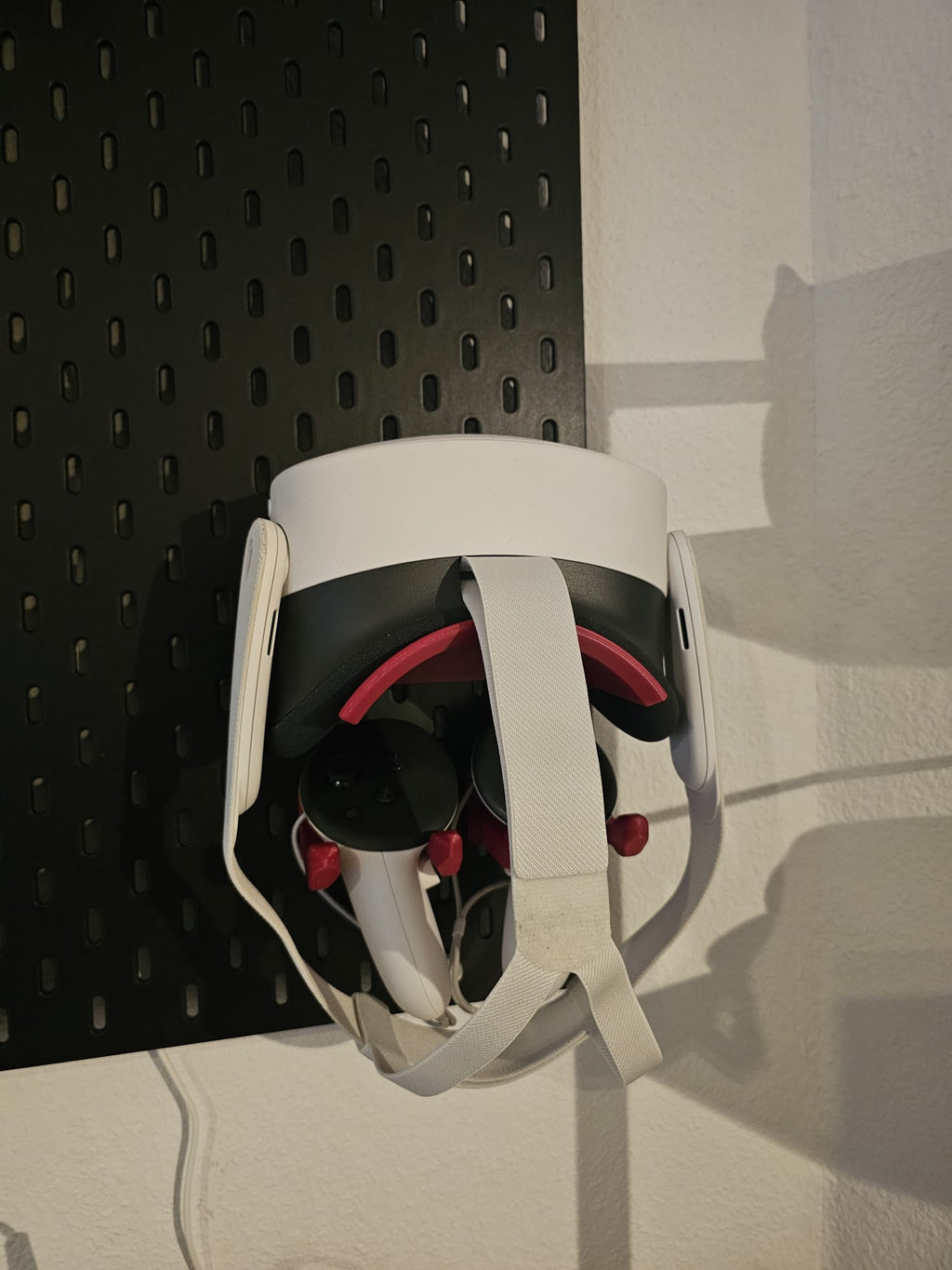 Quest 3-3S and Controller Holder for IKEA SKADIS