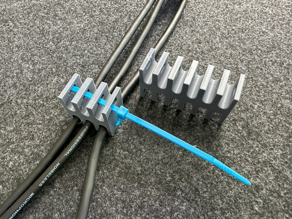 Cablecomb locked by ziptie
