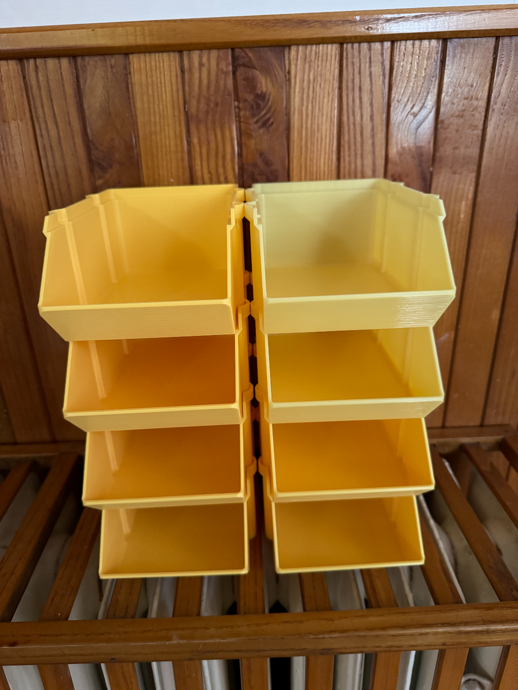 Solid stackable box 150x100x60 (inner dimension)