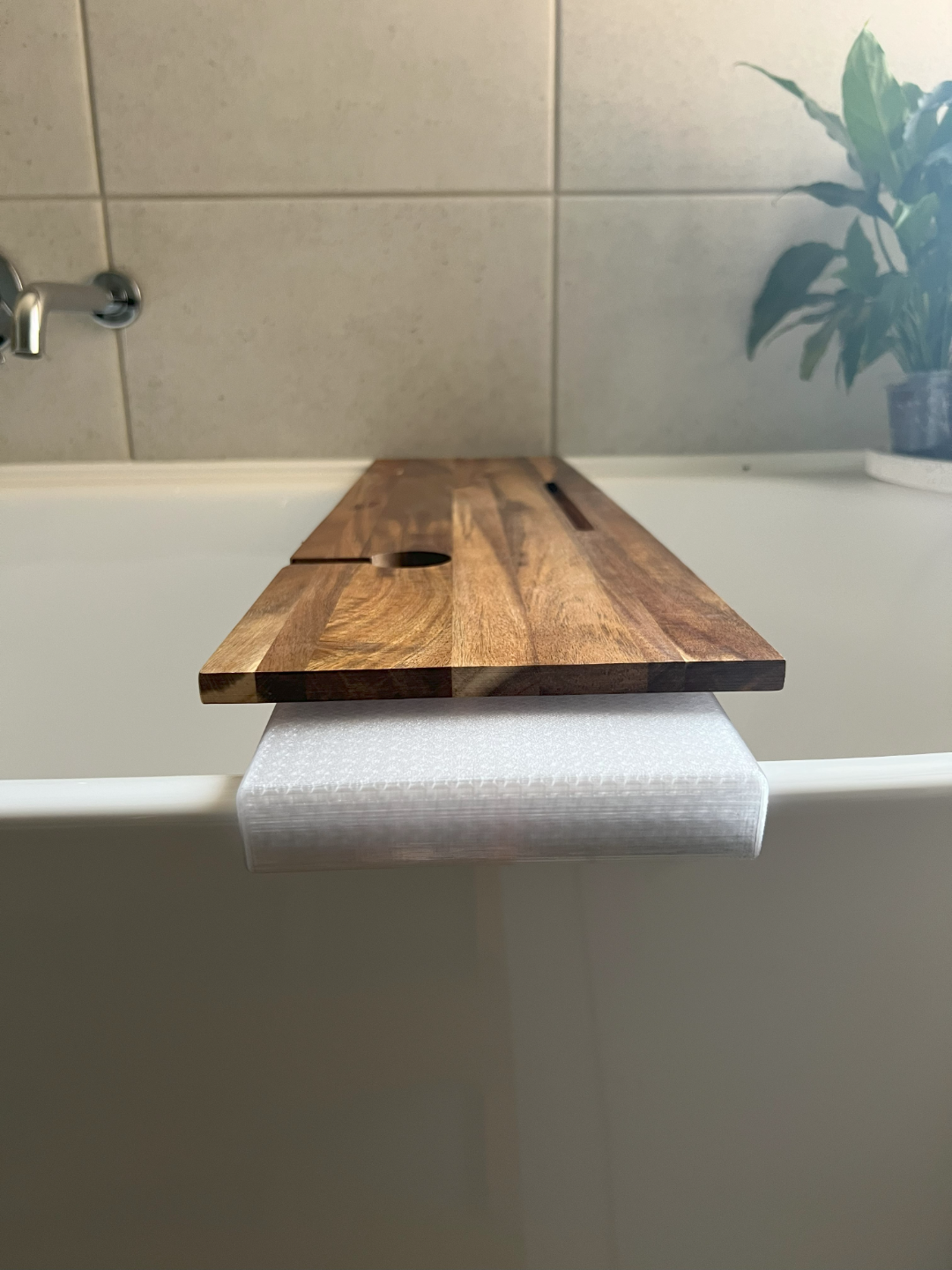 Bath Bracket
