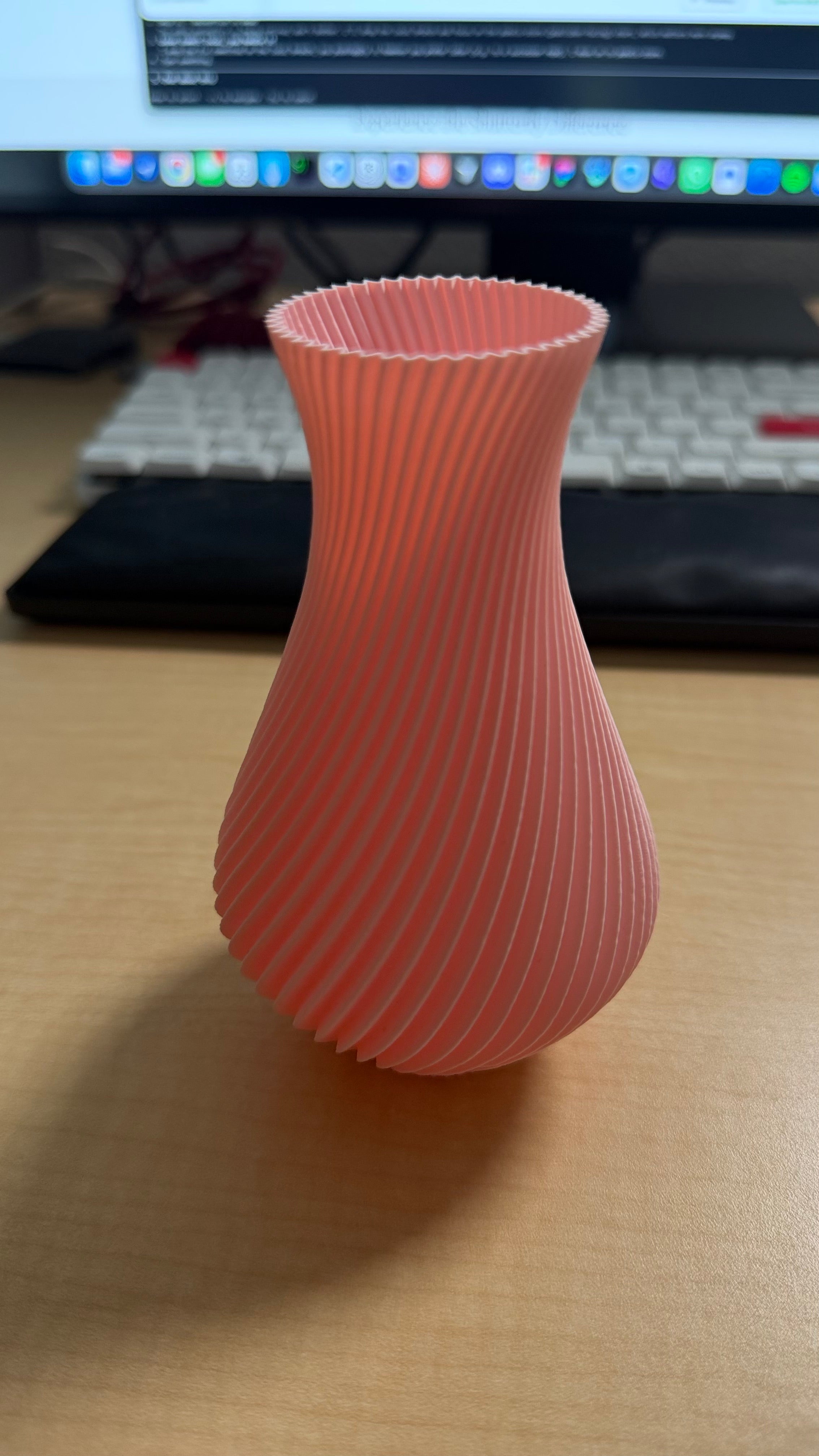 Helix Vase: Twisted Fluted Vase