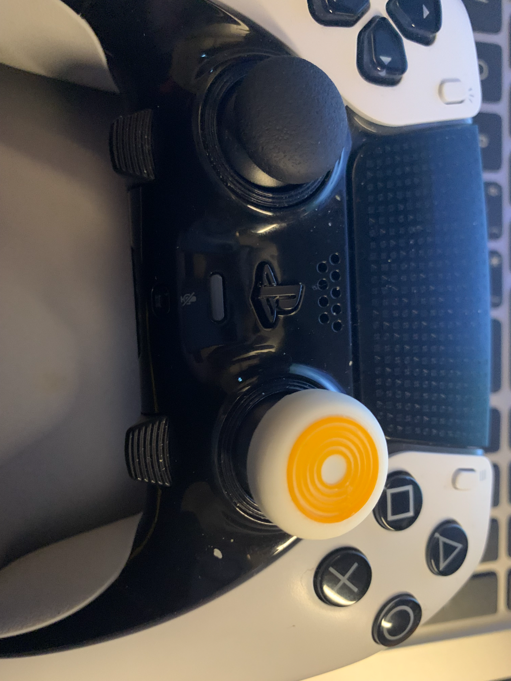 grip control ps5 dualesense edge