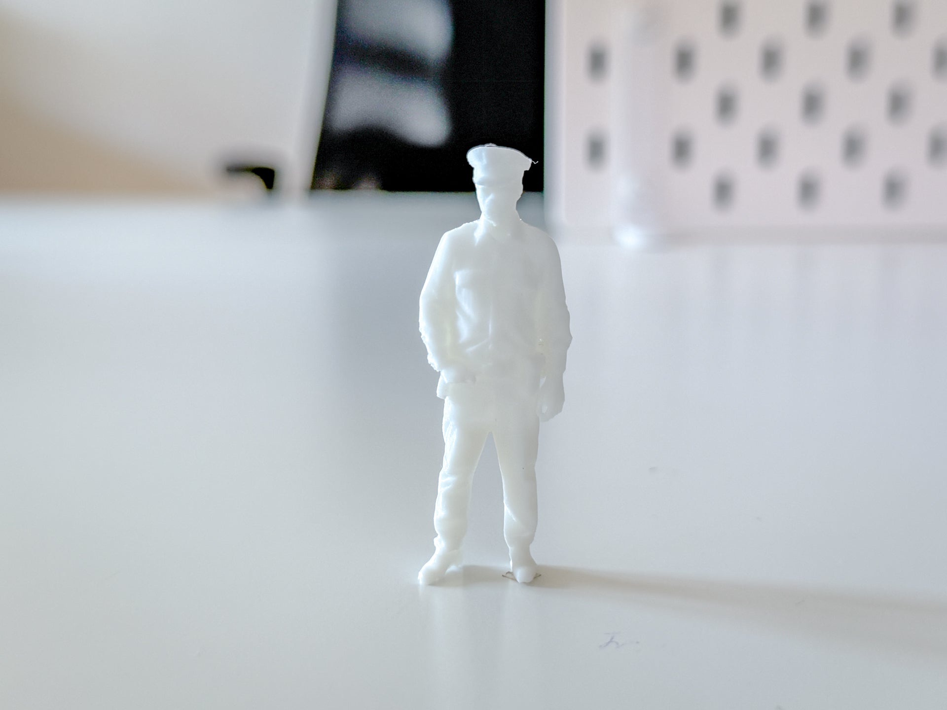 Miniature Police Man for your Diorama
