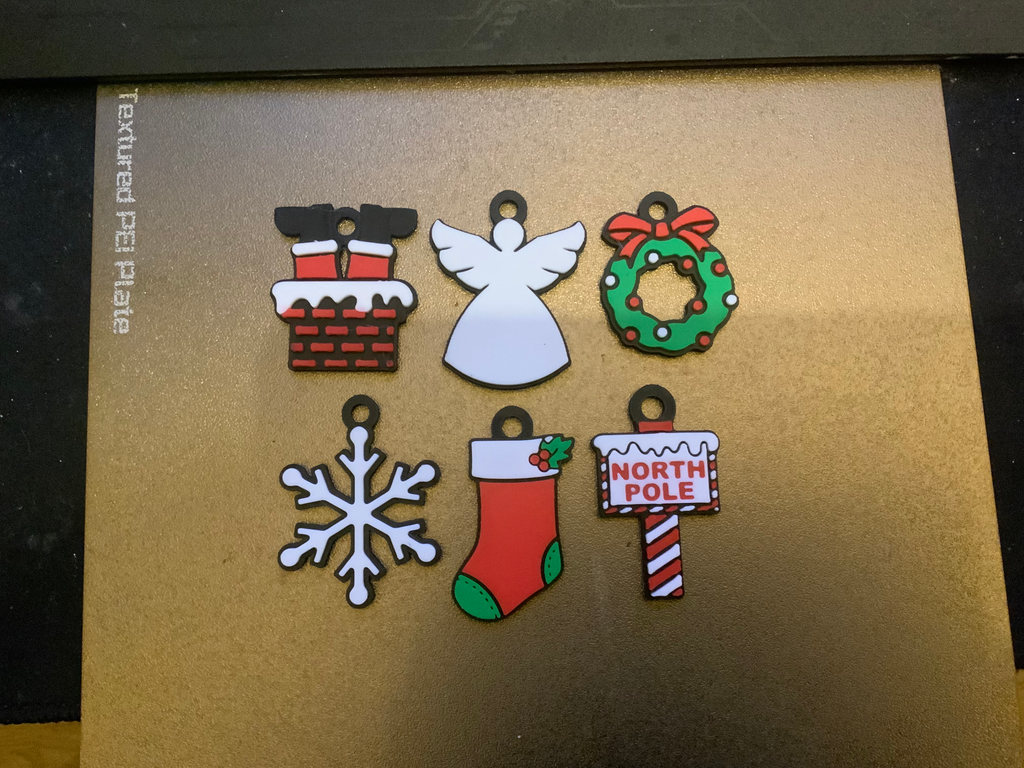 xmas pack 2 keychains/charm/bauble free commercial