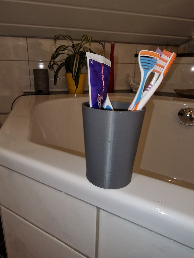 Cup/Becher