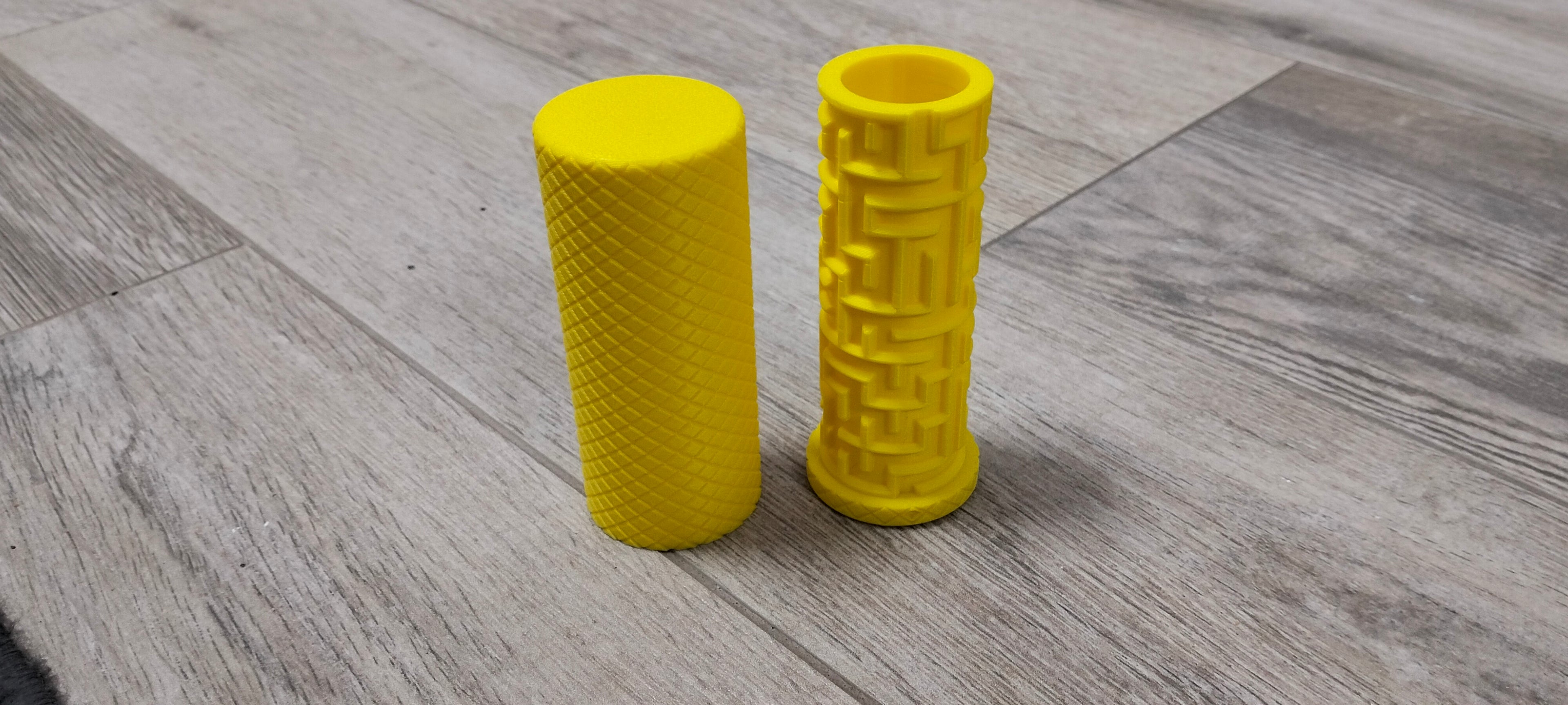 Cylindrical box maze puzzle