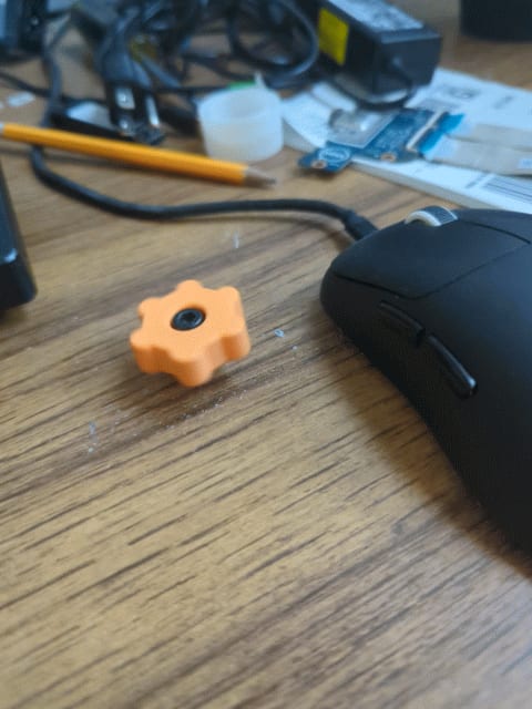 M5 Thumb screw 33mm wide