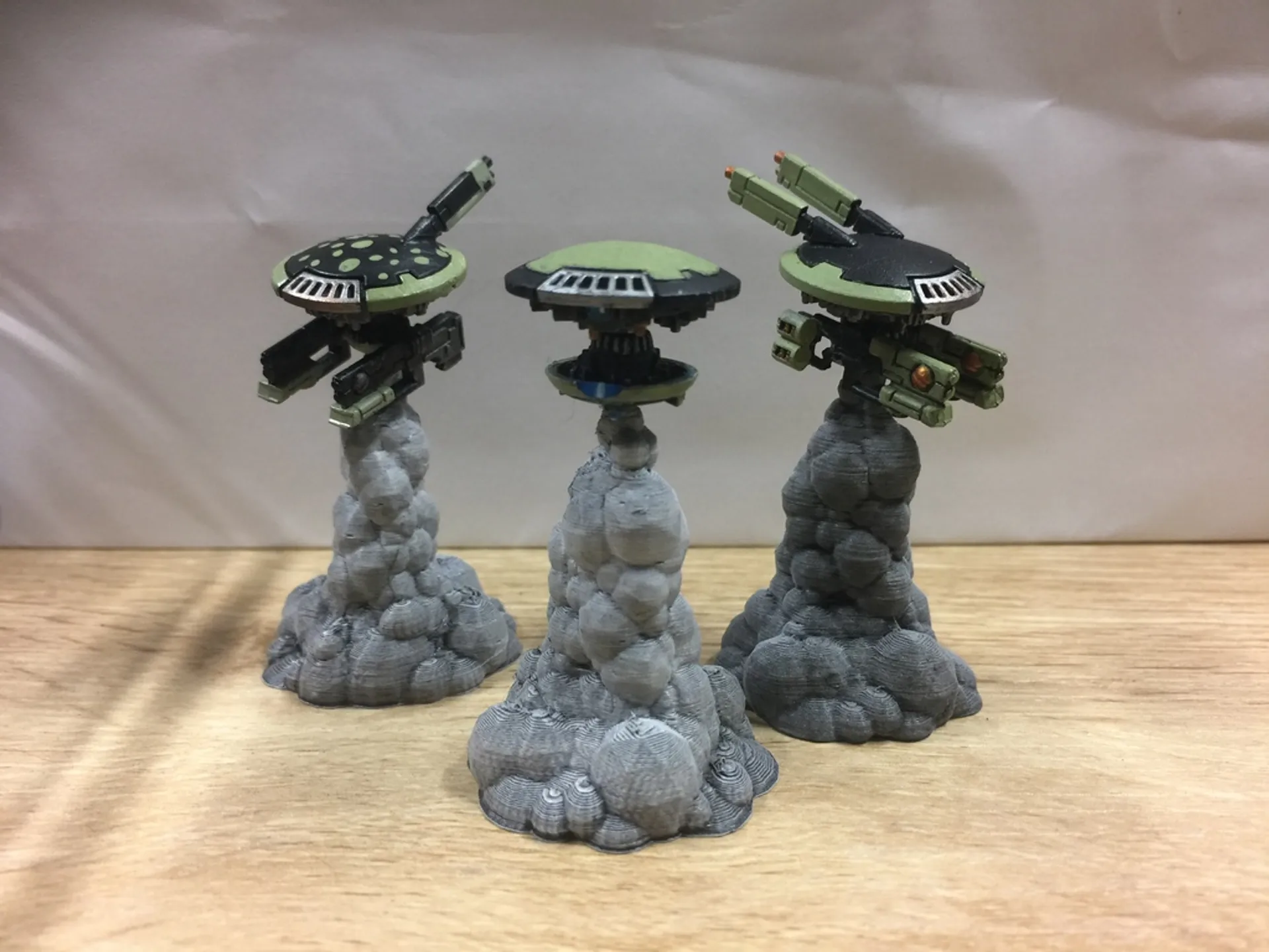 32mm Miniature Flight Stand (Warhammer 40k Compatible)