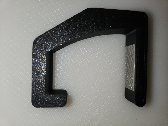 StrongArm: Table & Desk holder with TPU gripper