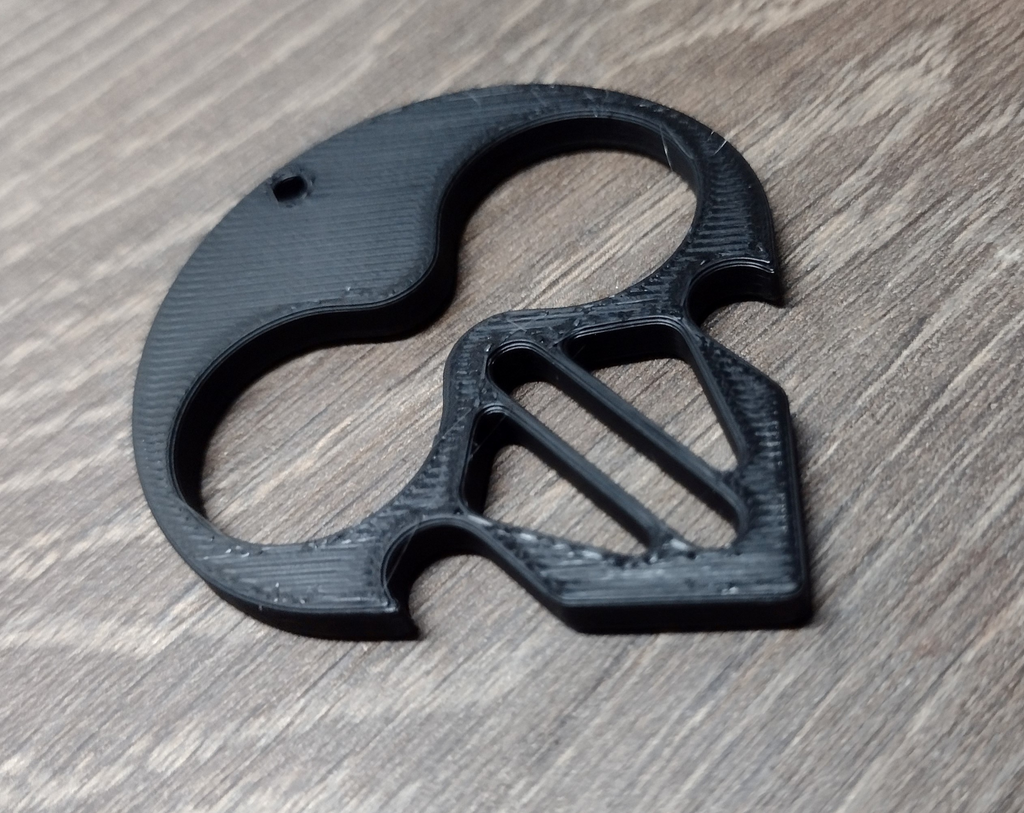 Skull Necklace Knuckle Duster