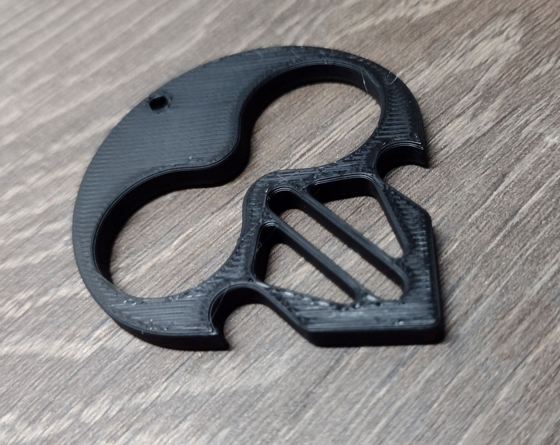 Skull Necklace Knuckle Duster