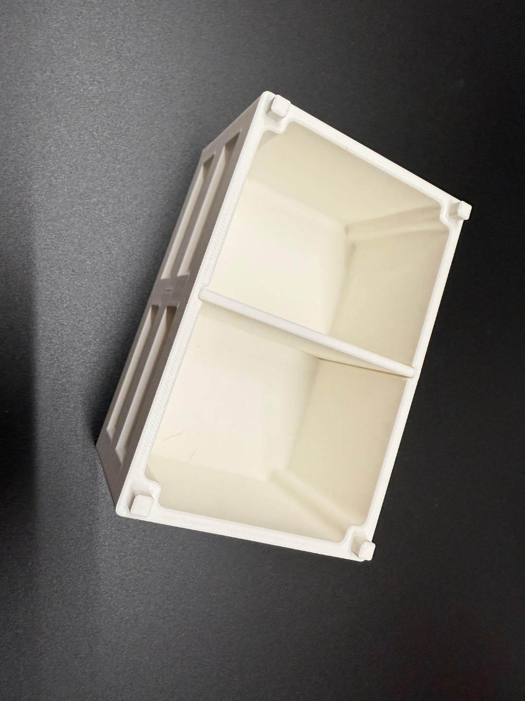 Trennwand für kleine stapelbare Boxen, Behälter