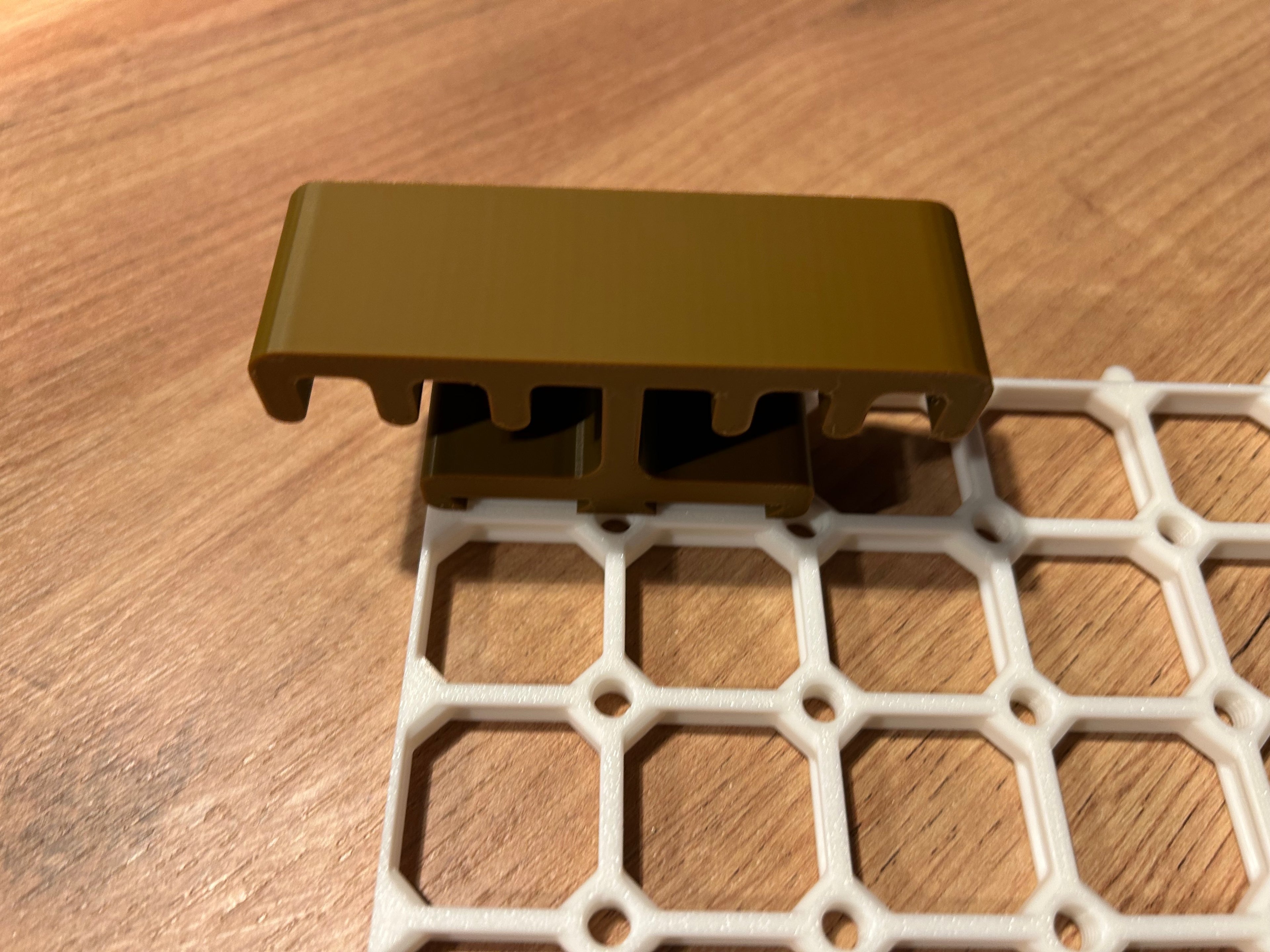 Cable holder for opengrid [Parametric]