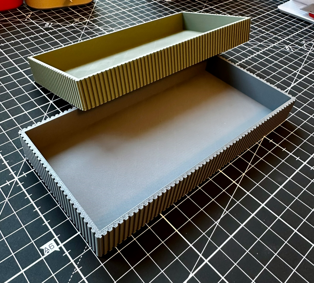 Simple and modern tray