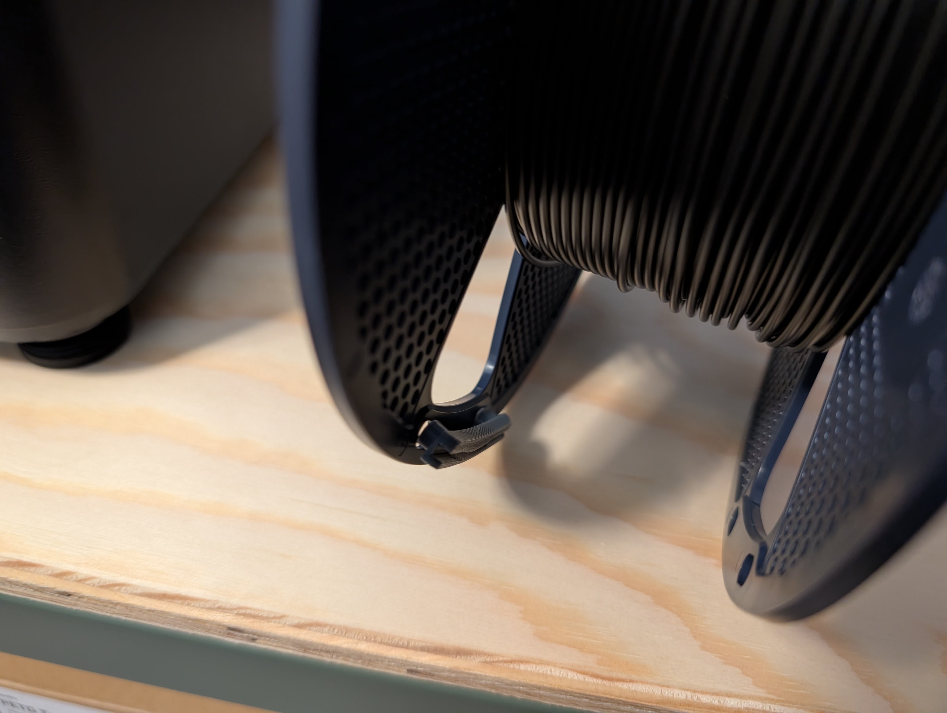 Filament Clip for Sunlu v3 (2025) Spools