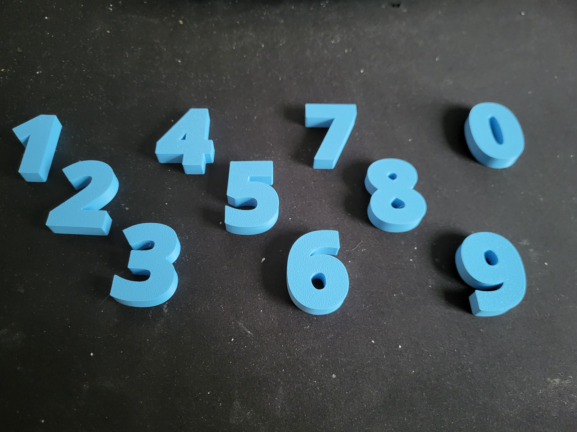 Numbers 0-9 fridge magnets with border