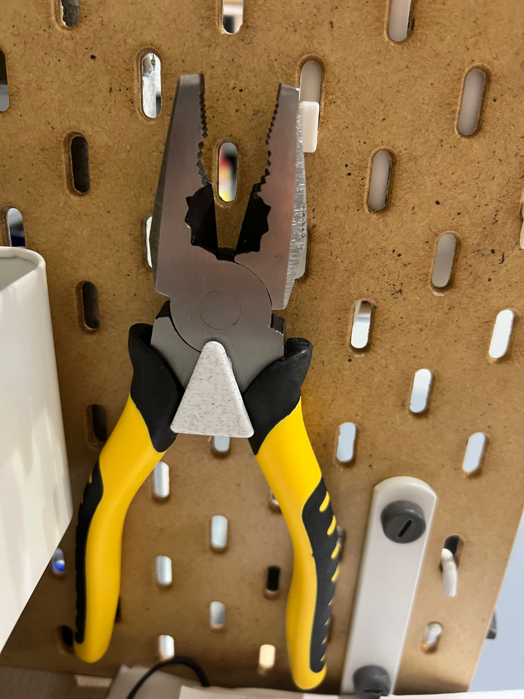 Ikea Skadis Pliers Holder (1 to 6 slots) v1.0