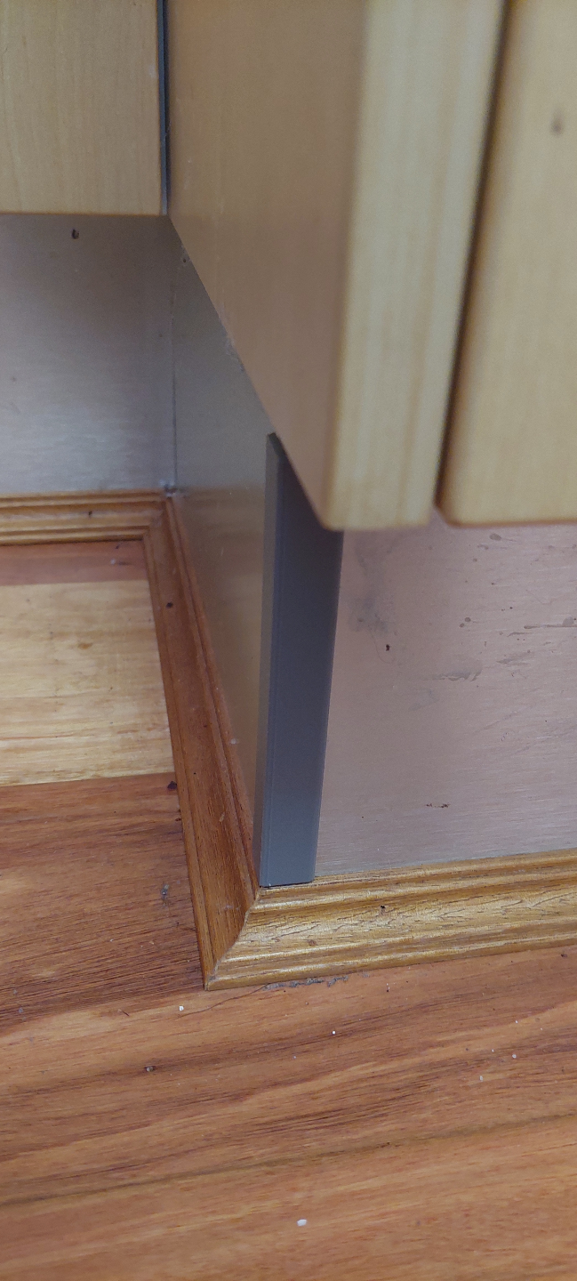 Linear Edge protector, configurable
