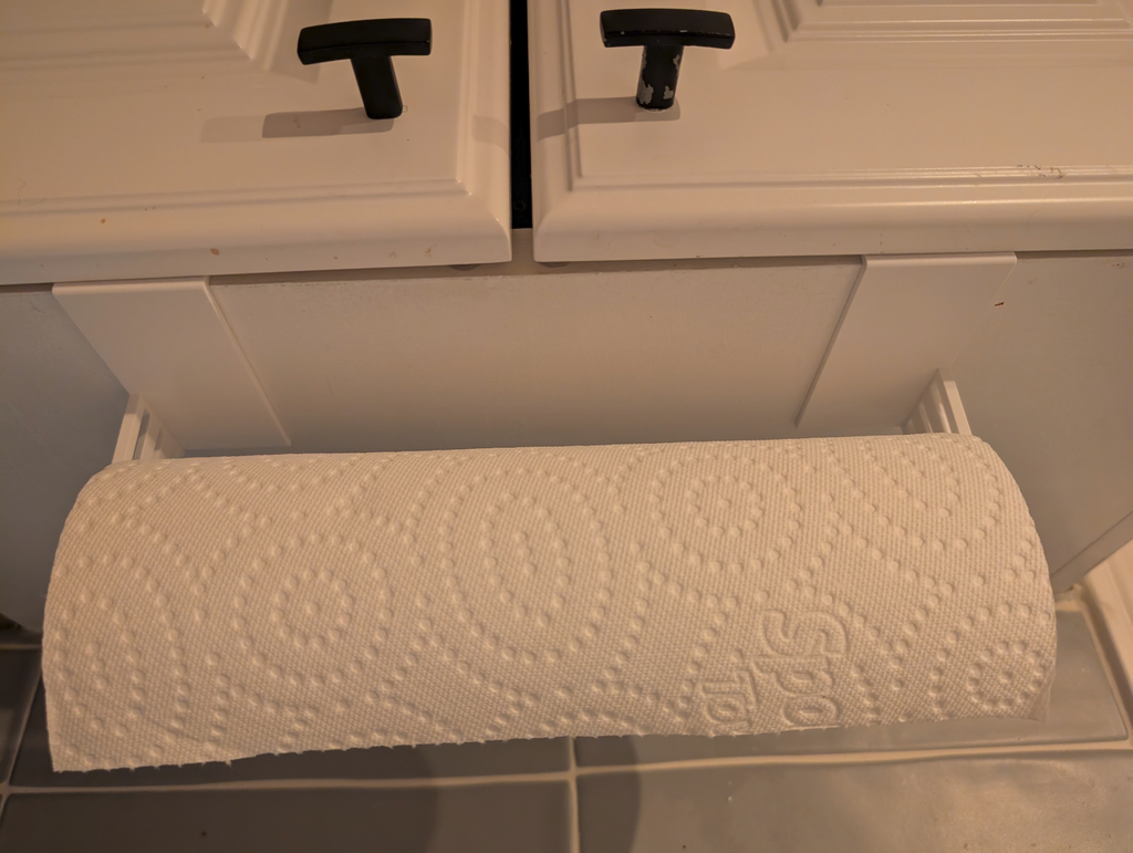 Paper Towel Holder (20mm shelf)