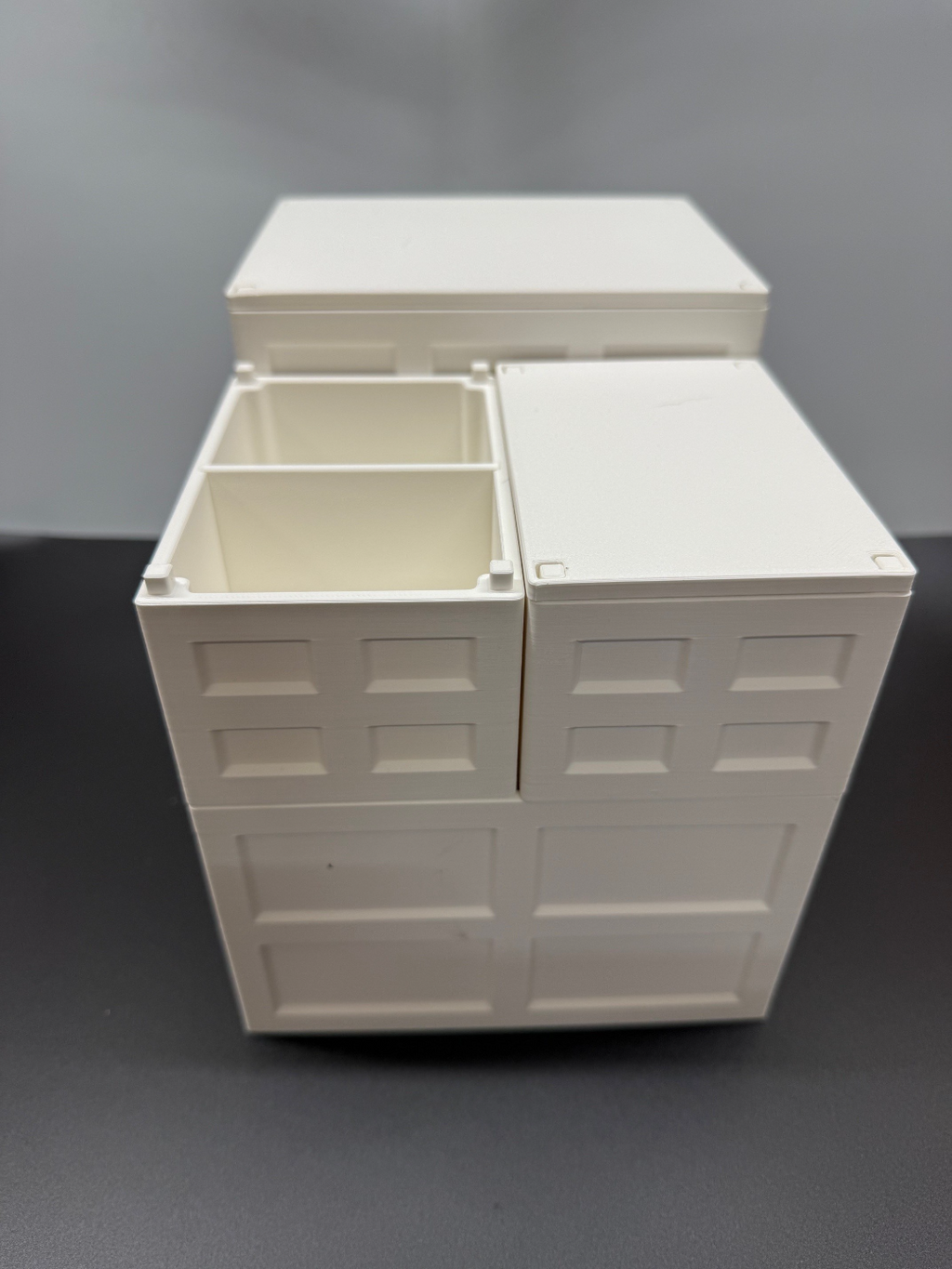 Trenner für große stapelbare Box, Behälter, Kisten