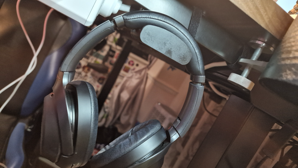 Flexispot E7 Headphone Hook