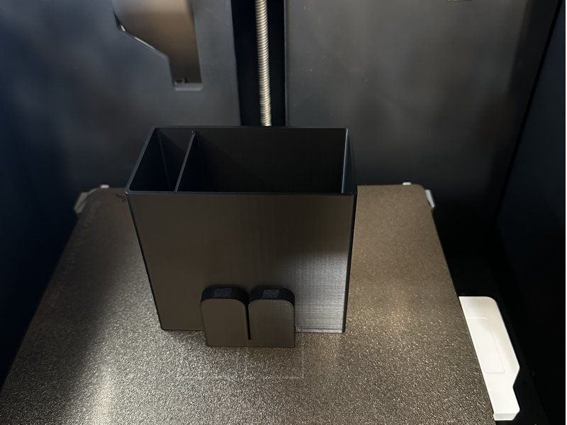 AMS Tray 110 (W) x 75 (L) x 100 (H) with Divider