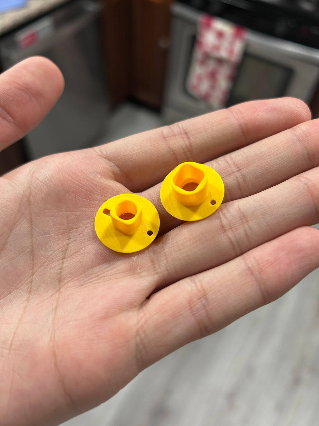 L-Style Bobbins with Case