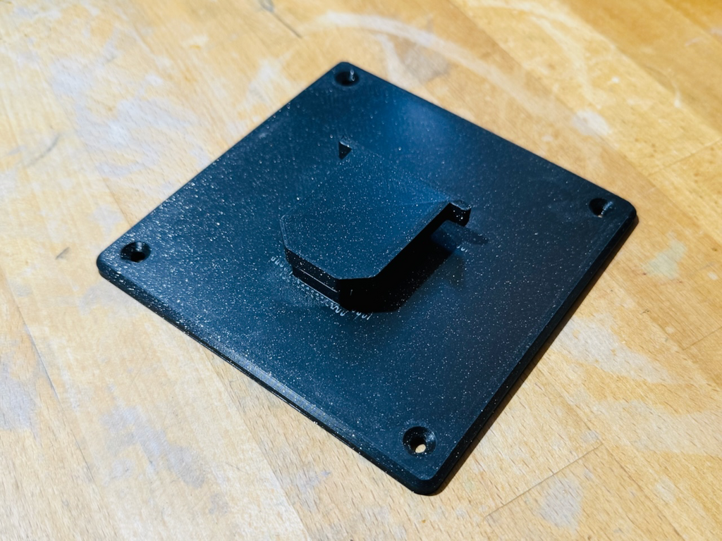 VESA adapter for ThingyClub Adjustable Desk Mount