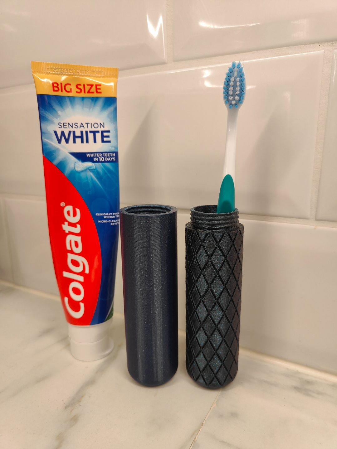 Portable Travel Toothbrush Case - Lattice pattern