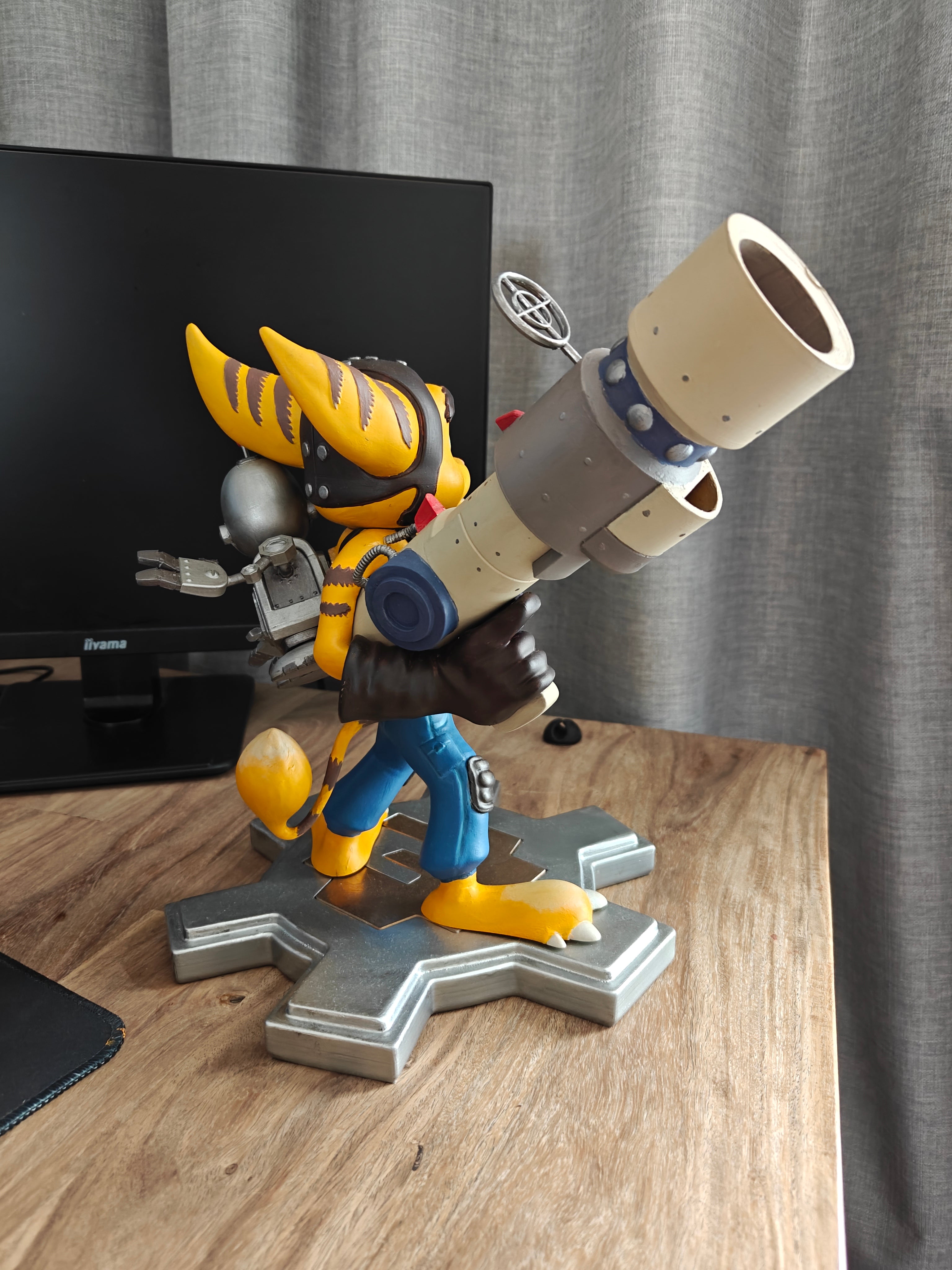 Ratchet and Clank Collectors statue (remade)