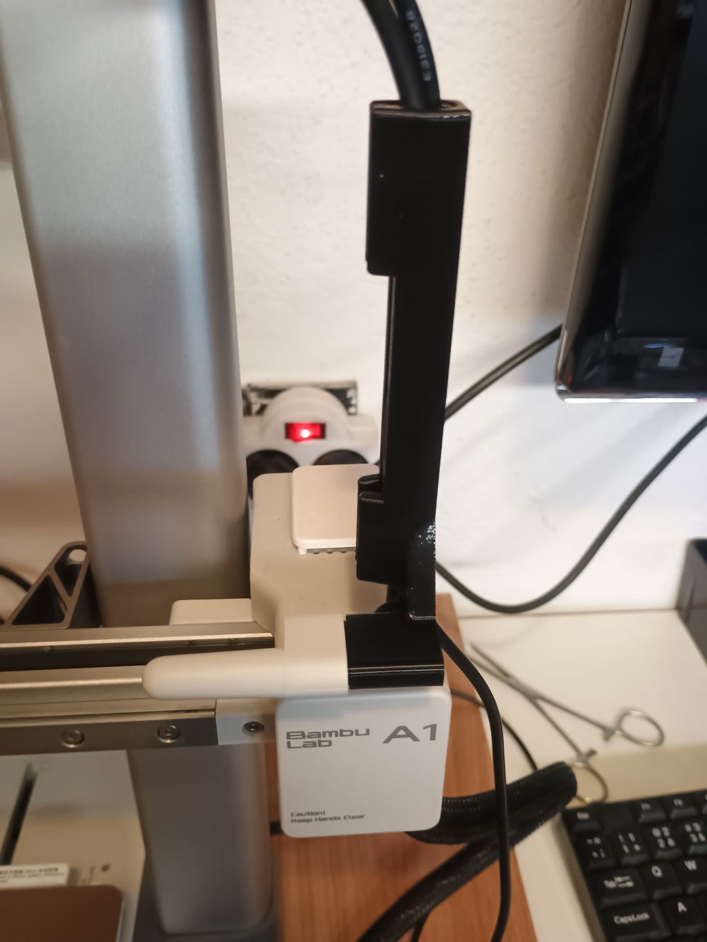 A1/ A2L Cable guide