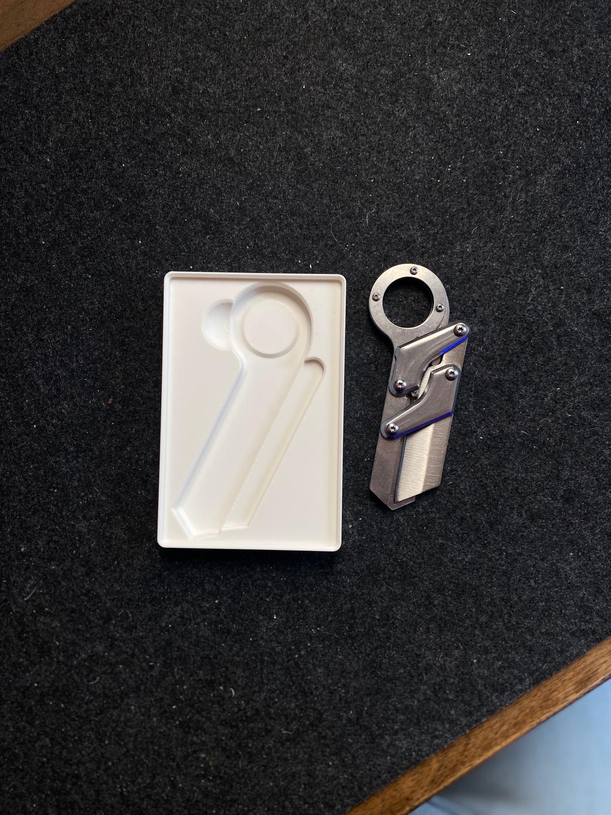 Gridfinity 6x6 Morphing Knife Storage Bin