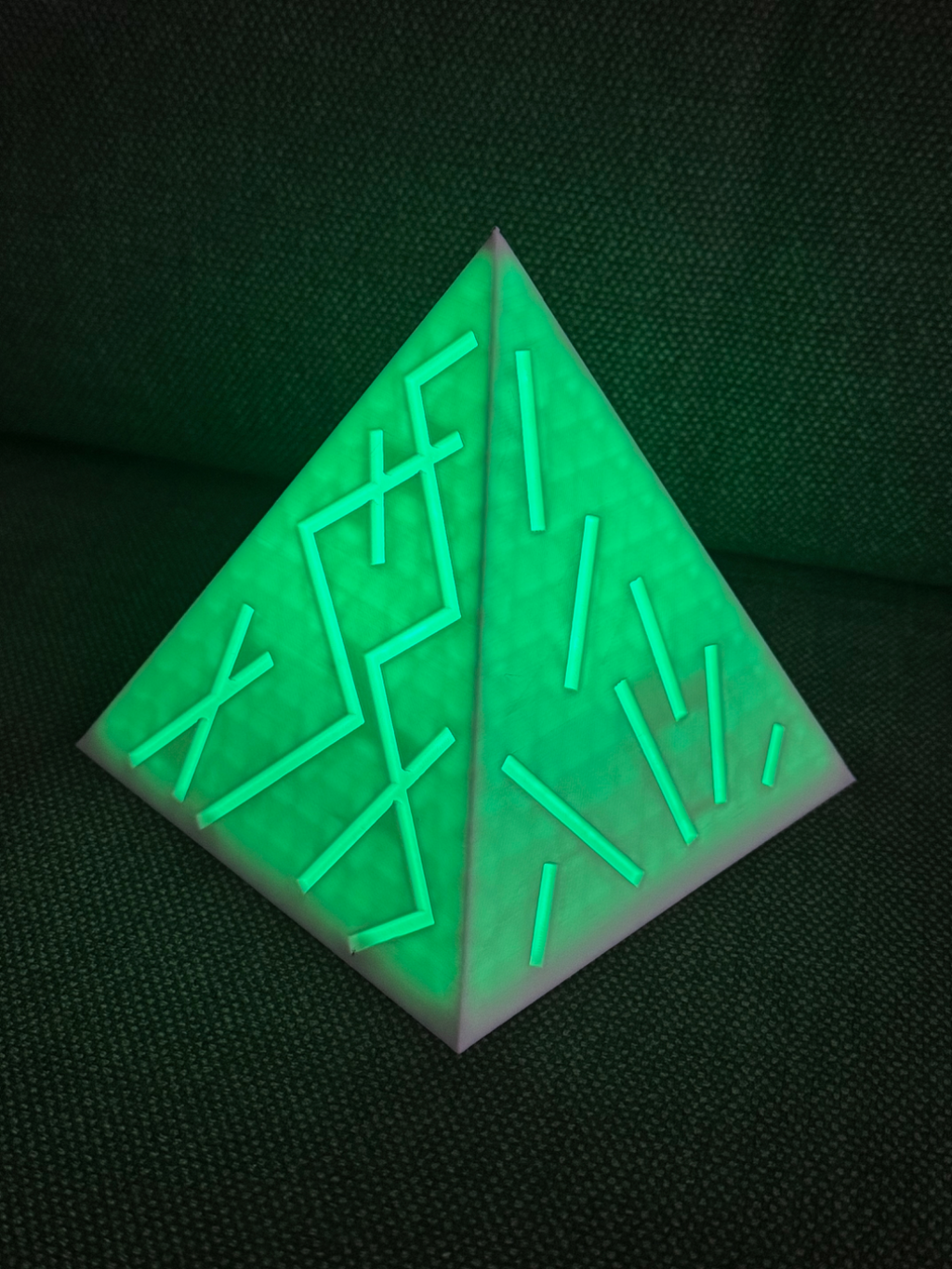 Pyramid Glow Lamp with Bambulab Remote Control Led