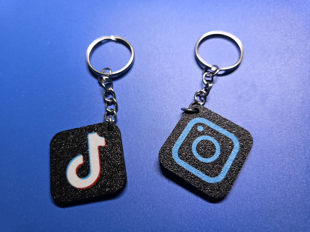 Social NFC keychain