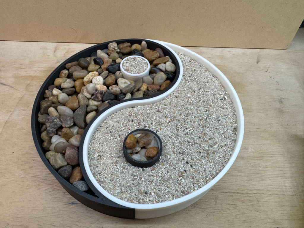 Yin Yang Zen Garden With Accessories And Lid
