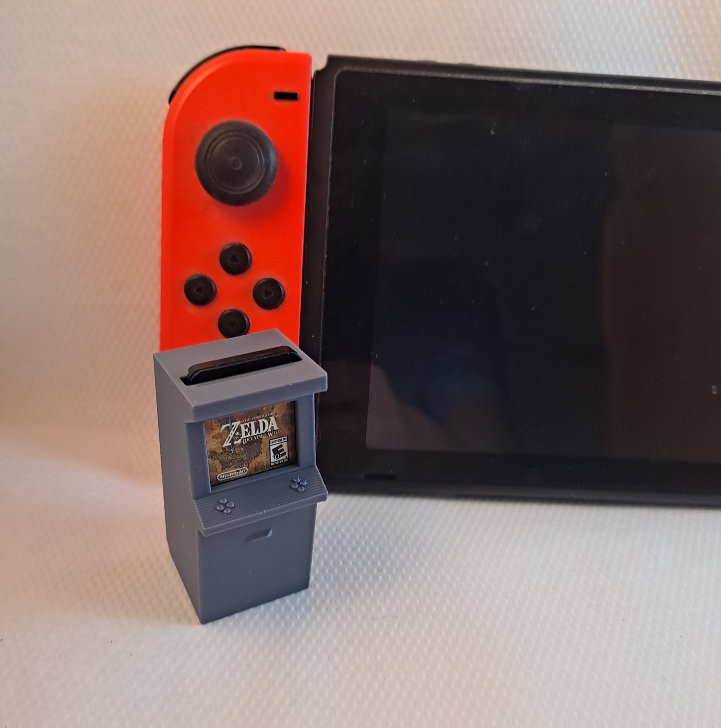 Arcade machine Nintendo Switch cartridge holder