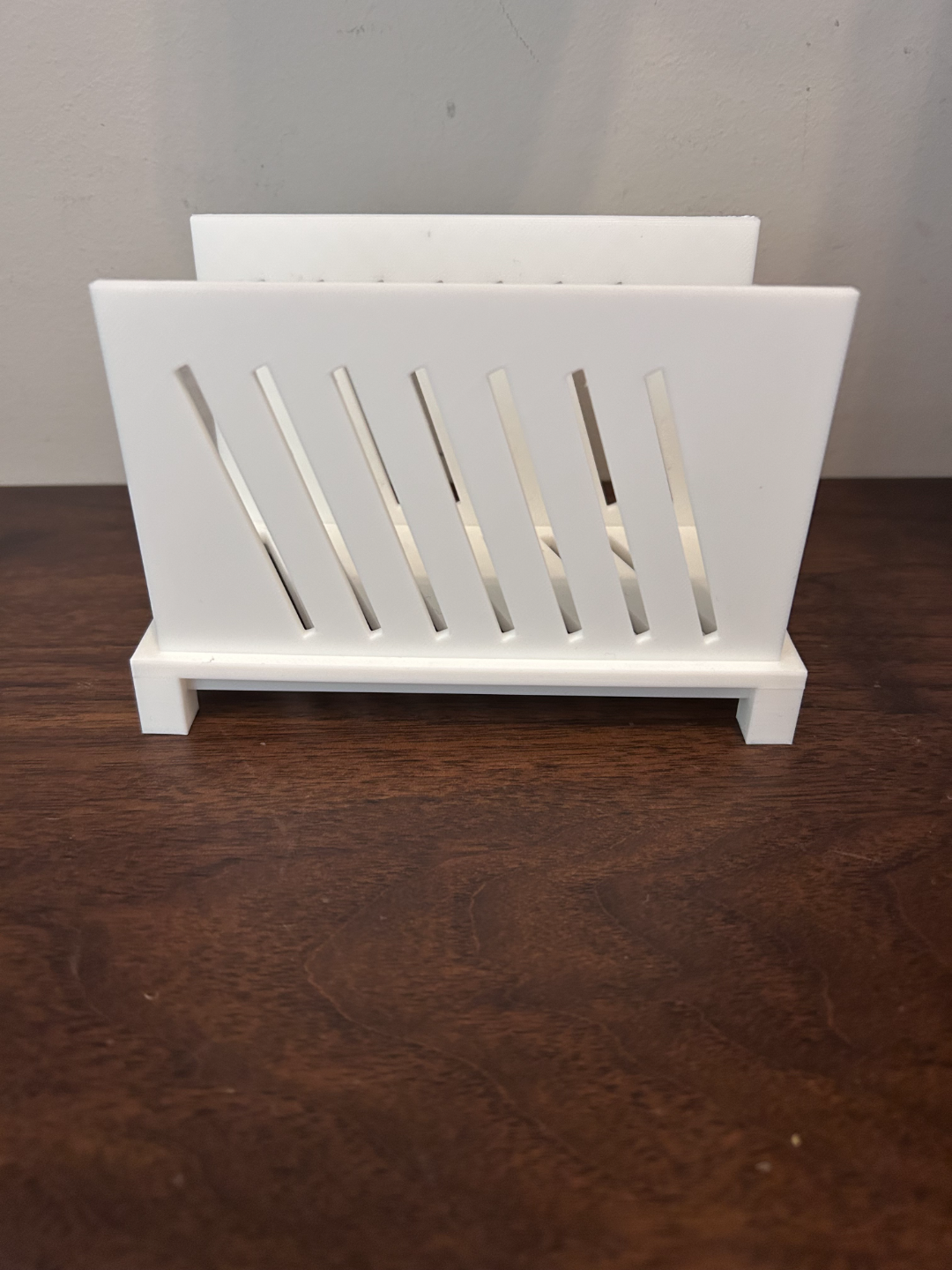 Modern kitchen sponge holder