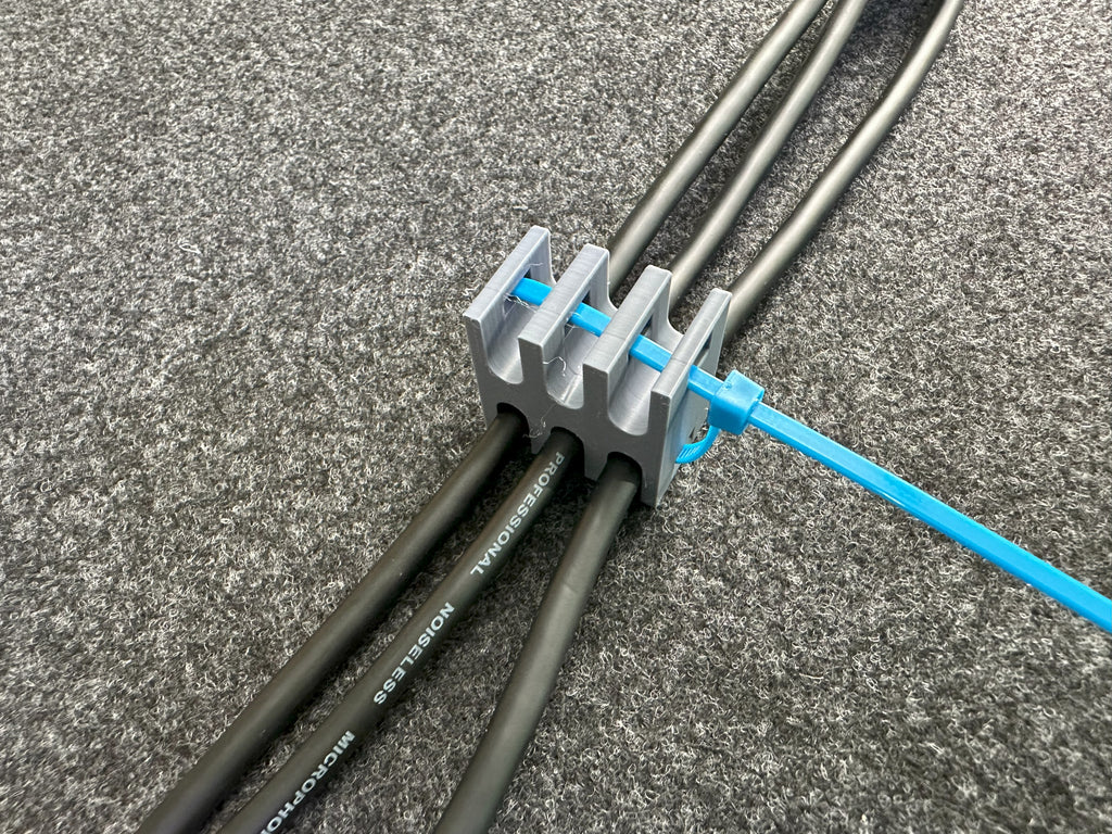 Cablecomb locked by ziptie
