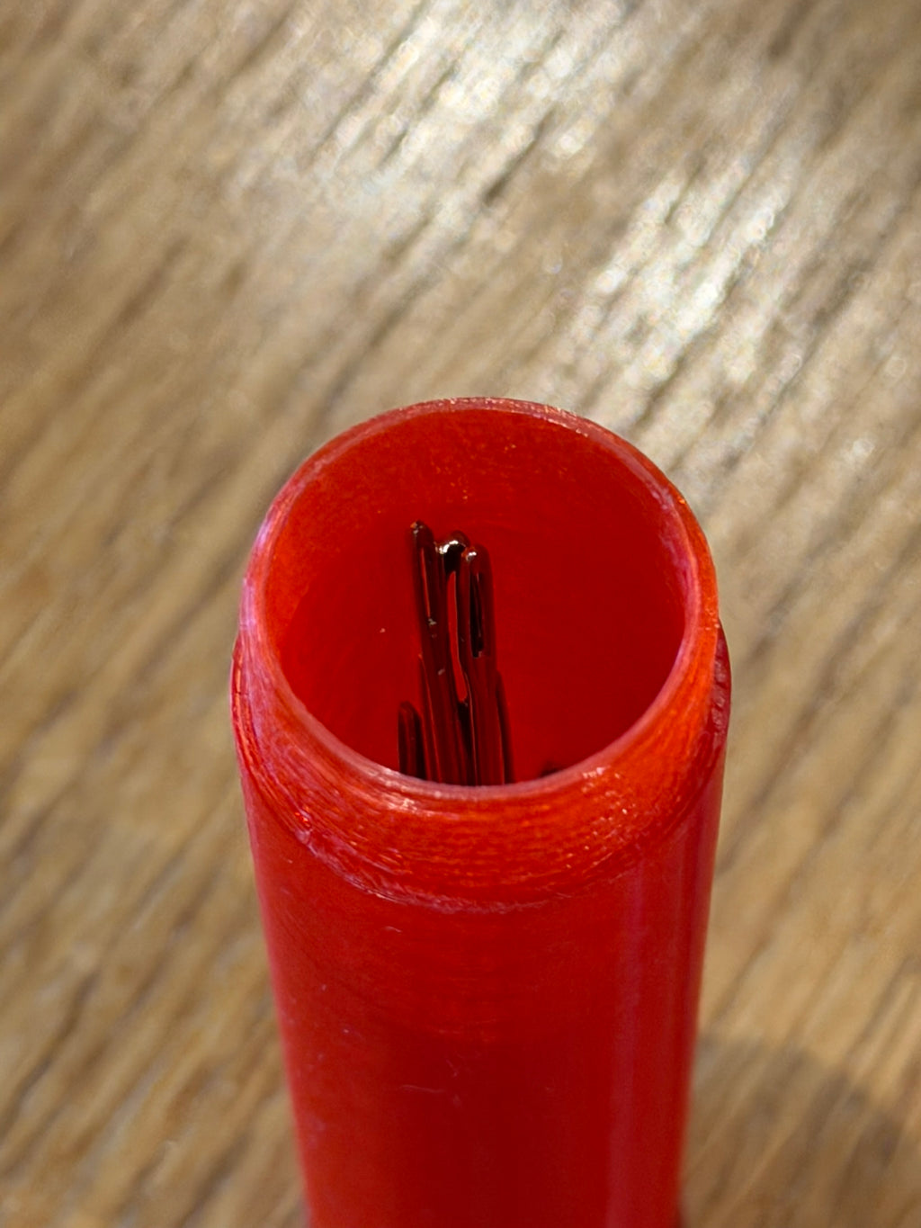 Sewing needle container