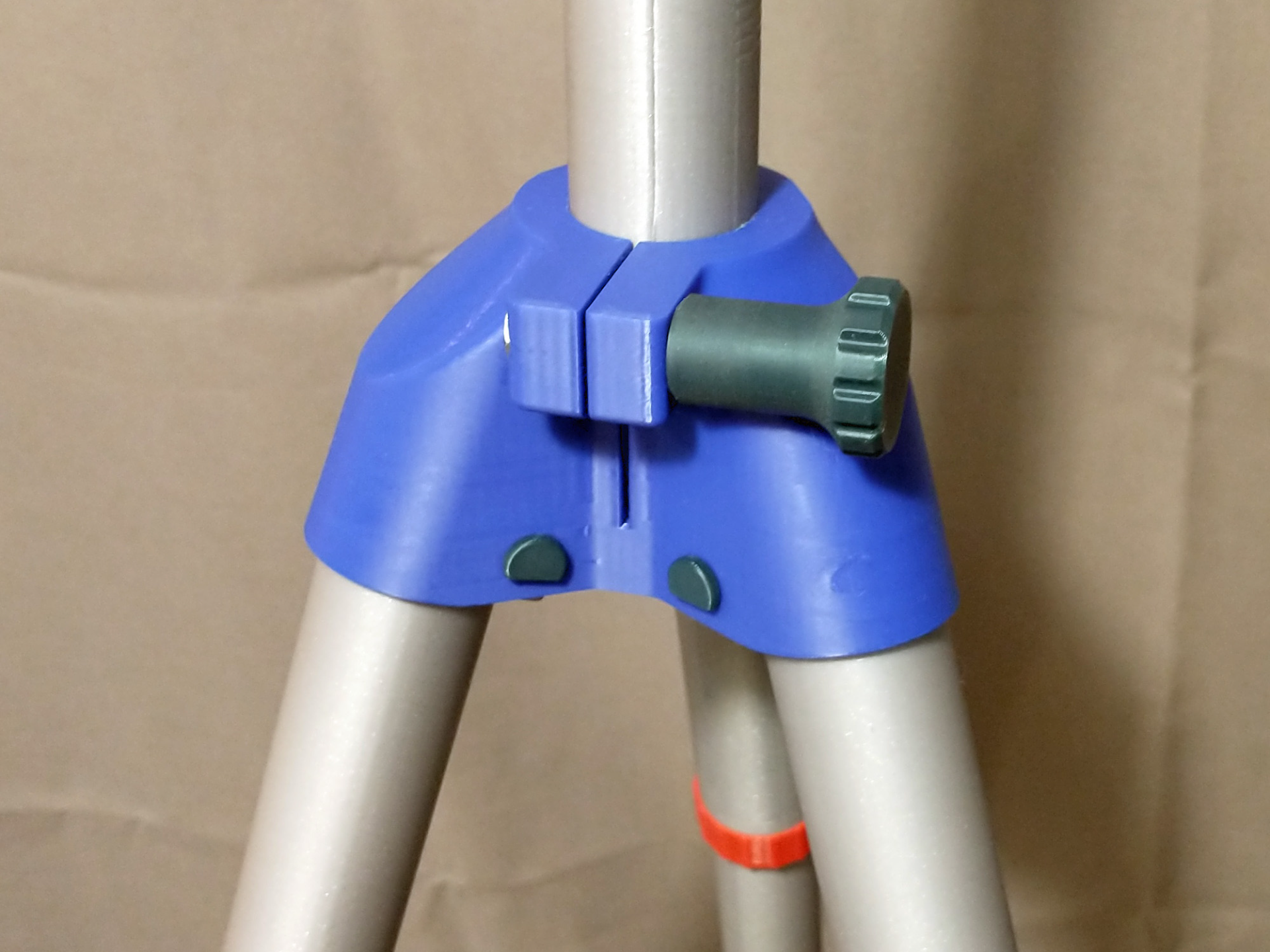Compact Full-Sized Phone Tripod (33 - 118cm)